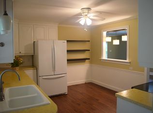 855 Shoreland Rd, Winston Salem, NC 27106