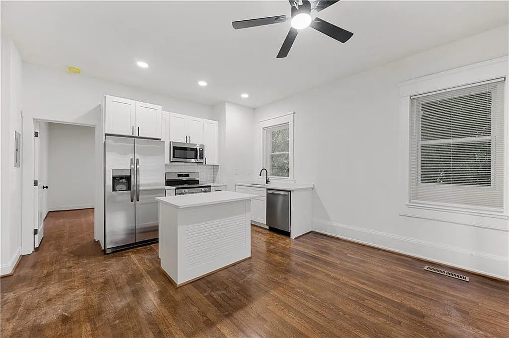 1 bed, 1.0 bath, 1000 sqft, $1,650 — Photo 3