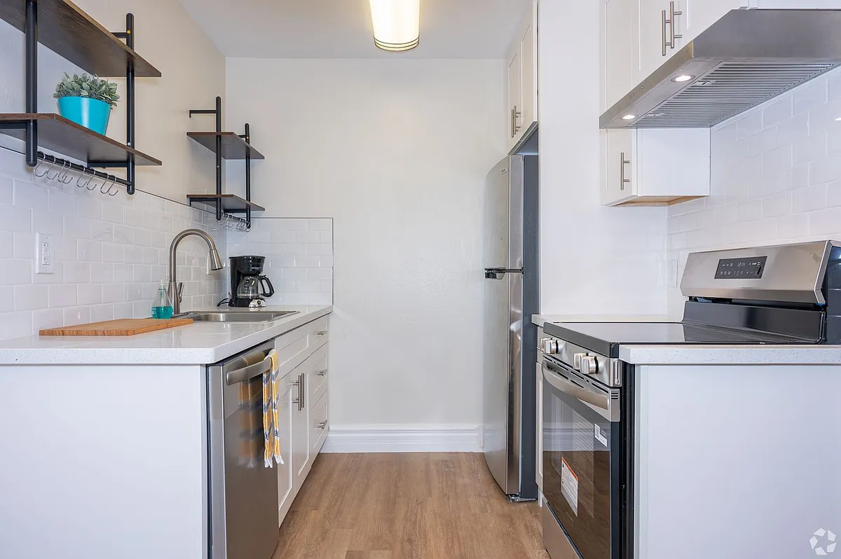 Building Photo - 45 Tamal Vista Blvd #614