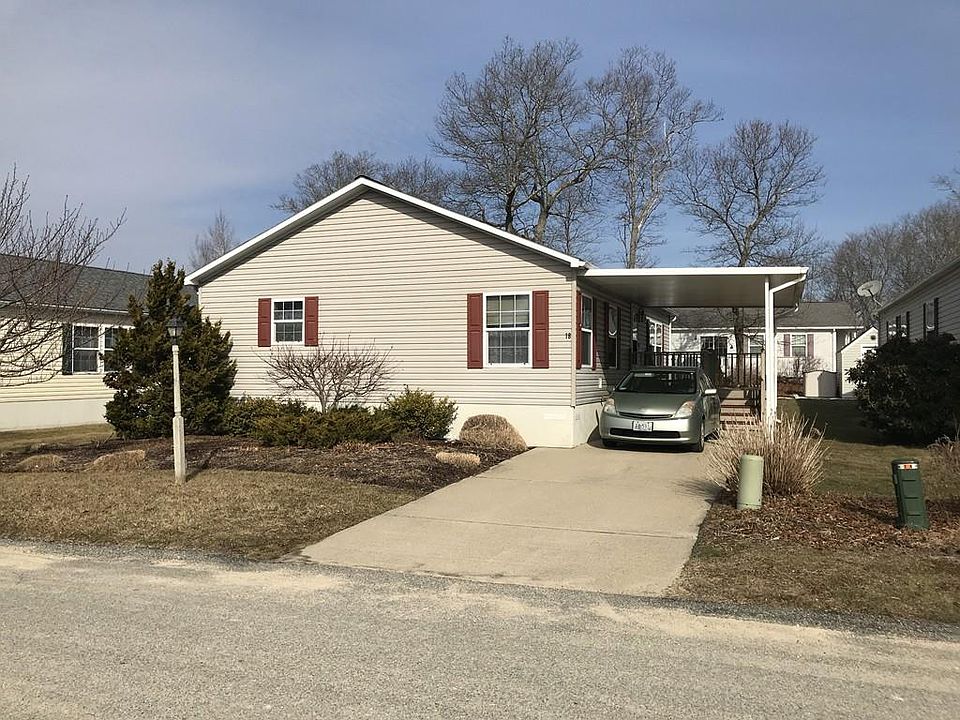 1st image of 18 Blackbird St