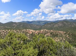 37 Senda Vieja, Santa Fe, NM 87506