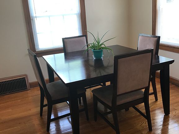 3rd image of 35 Centervale Ave