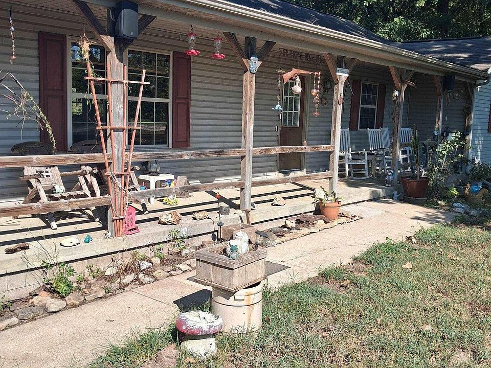 1st image of 367 Bent Oak Ln