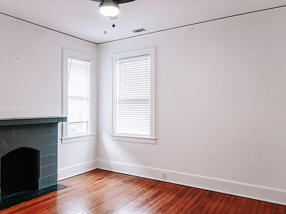 5th image of 20 E 40th St #20
