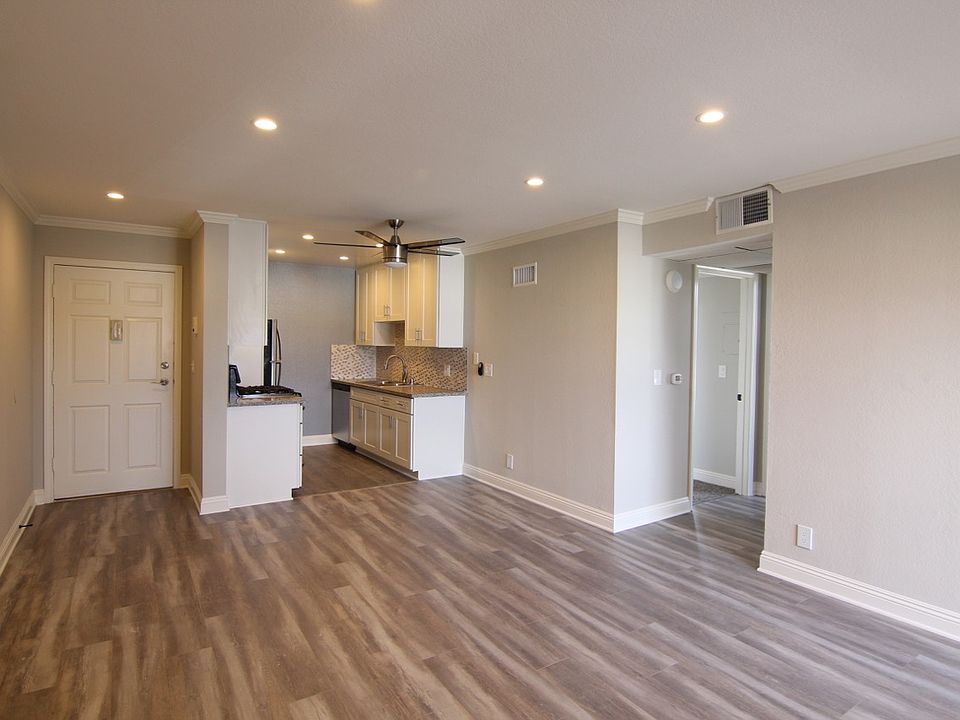 1st image of 14520 Magnolia Blvd APT 208