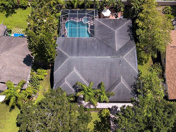 5th image of 19315 Pine Run Ln