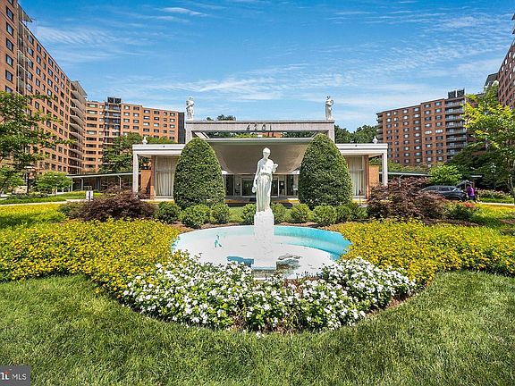 2nd image of 4201 Cathedral Ave NW APT 621E