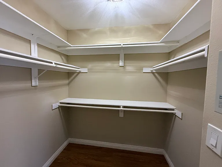 7414 Western Bay Dr — Photo 17