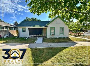 201 Leiter Ave, Lingle, WY 82223