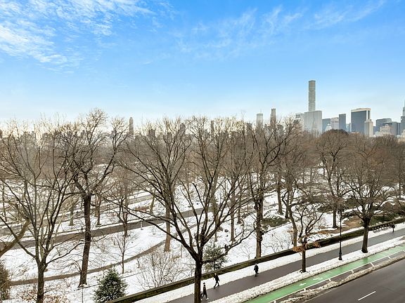 3rd image of 135 Central Park W APT 5N