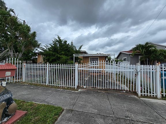 2nd image of 9039 SW 34th St