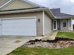 1017 Randy Ln, Saint Johns, MI