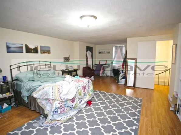 1102 Boylston St, Boston, MA