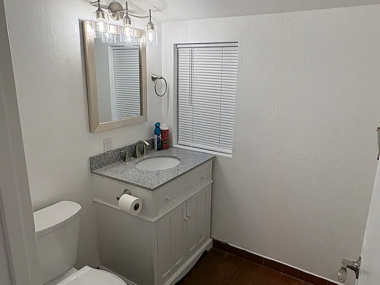 2820 London Rd — Photo 9