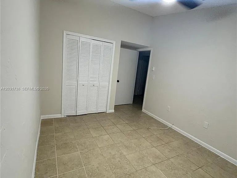 16498 NE 26th Ave #12 — Photo 22