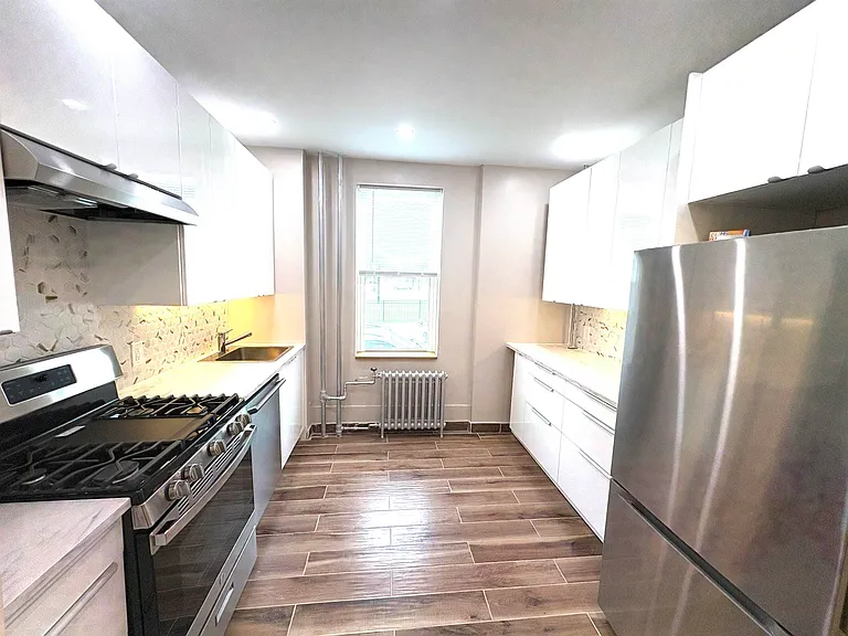 272 Hancock Ave #A — Photo 9