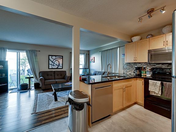 4th image of 150 Edwards Dr SW #99