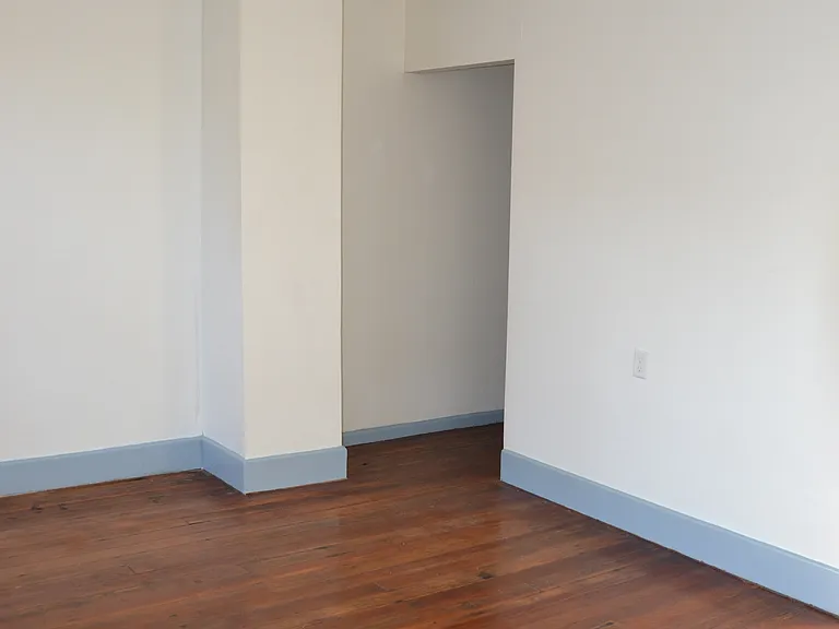 522 W McMicken Ave #1 — Photo 10