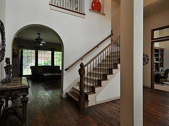 3rd image of 1005 Cove Meadow Ct