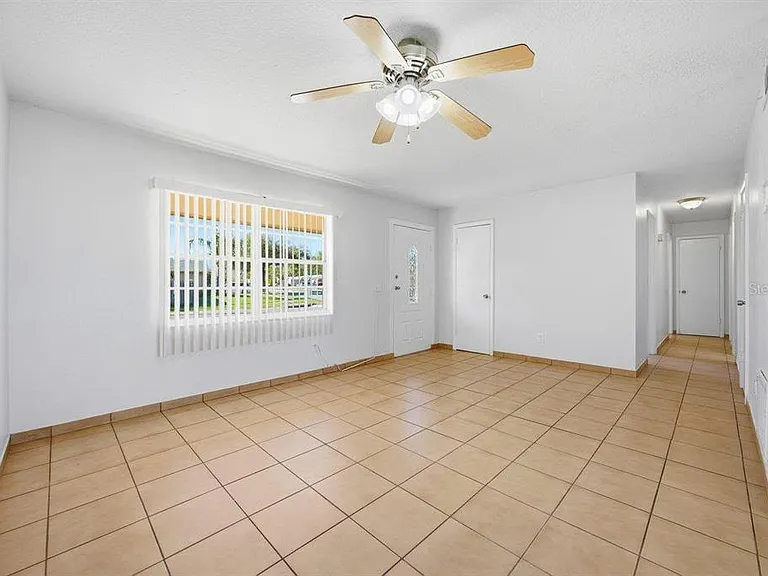 5681 Tulip Ave — Photo 4