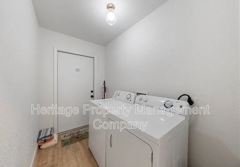 908 Liberty Ave — Photo 30