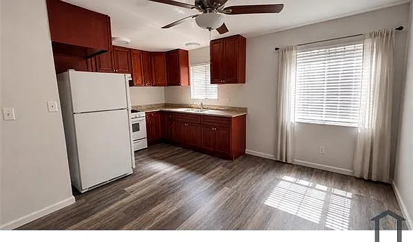4825 Pickford St — Photo 11