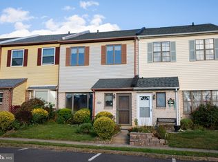 5111 Euston Ct, Bensalem, PA 19020