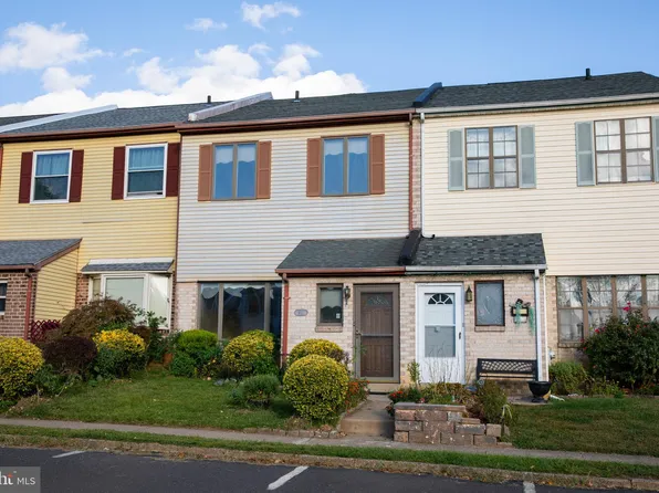 5111 Euston Ct, Bensalem, PA 19020