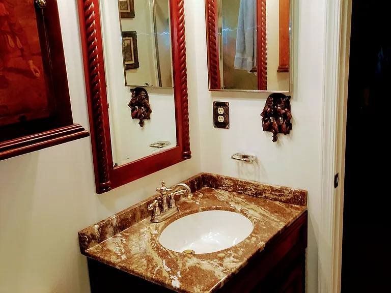 2nd Bathroom