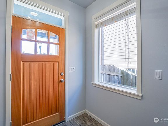 3rd image of 10808 NE 106th Street