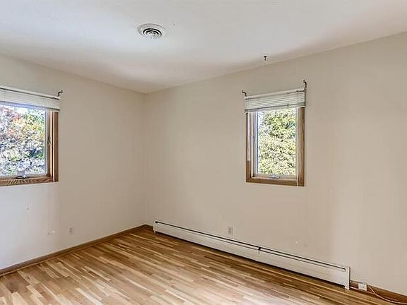 5th image of 1400 Park Hills Ct