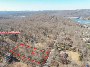 47 Ridgewood Dr, Oakland, MD 21550