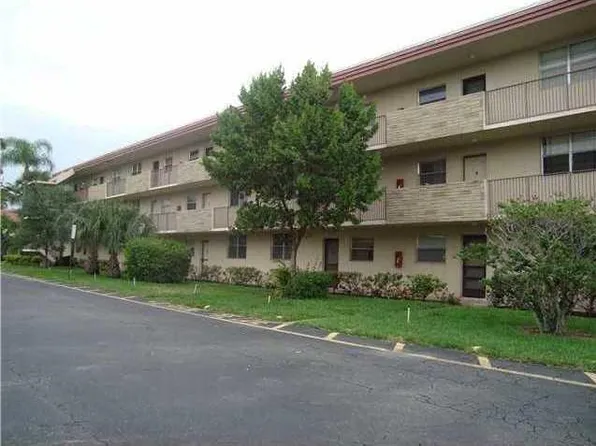 3900 NW 76th Ave, Sunrise, FL 33351