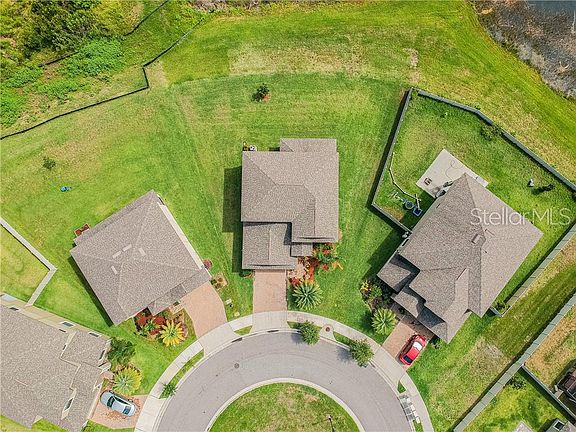 3rd image of 10104 Count Fleet Dr