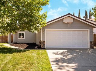 820 Marsh Creek Dr, Sacramento, CA 95838