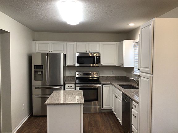 2nd image of 726 Heartland Meadows Dr