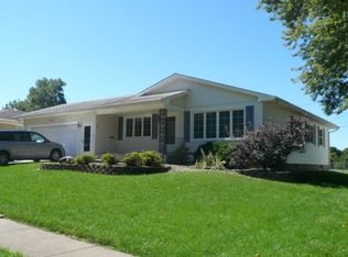 2936 36th St, Rock Island, IL