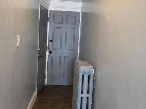 318 Centre St