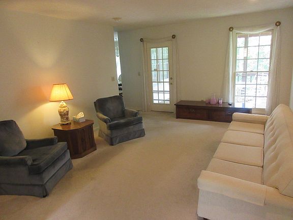 5th image of 2210 Unity Dr #1