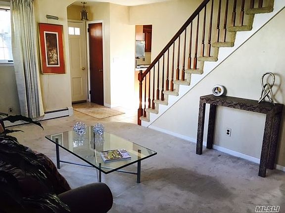 3rd image of 76 Highfield Ave