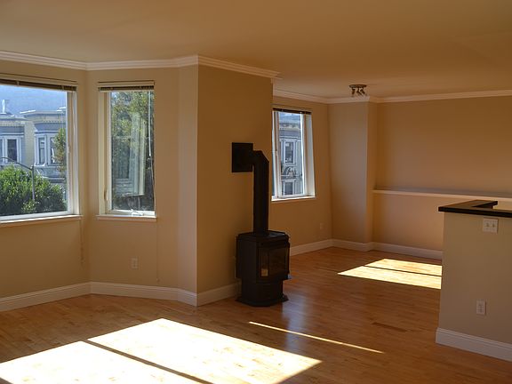4th image of 1738 Haight St APT 207