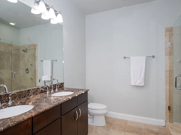3862 S Lake Park Ave #1S — Photo 8