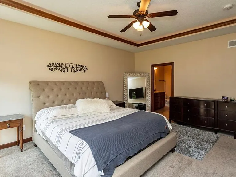 16800 Prairie Dr — Photo 5