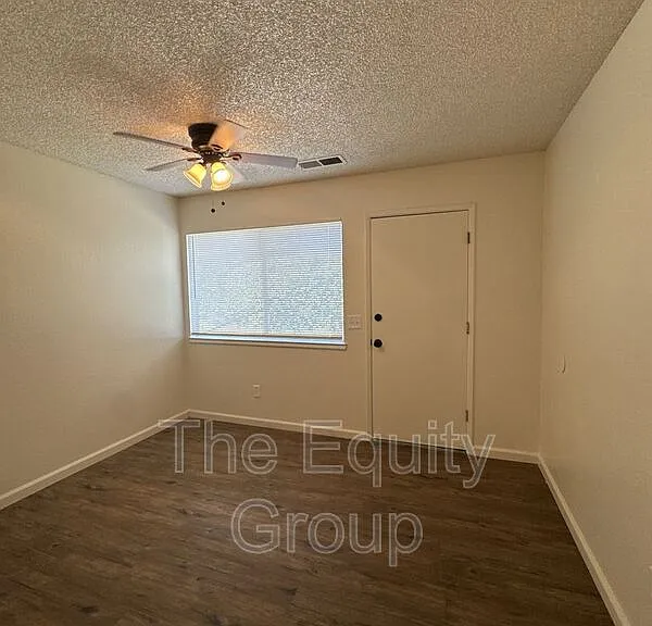 150 S Peppertree St — Photo 15