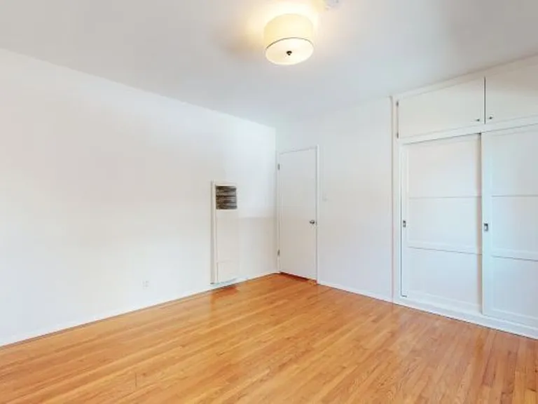 11284 Montana Ave #1 — Photo 9