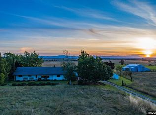 23612 Gap Rd, Harrisburg, OR 97446