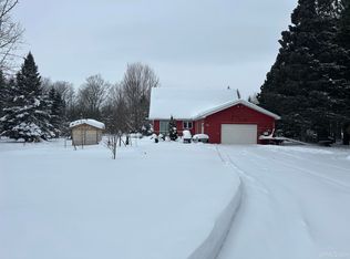 5213 Pine St, Chatham, MI 49816