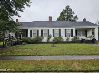 11 Gregg St, Jackson, TN 38301