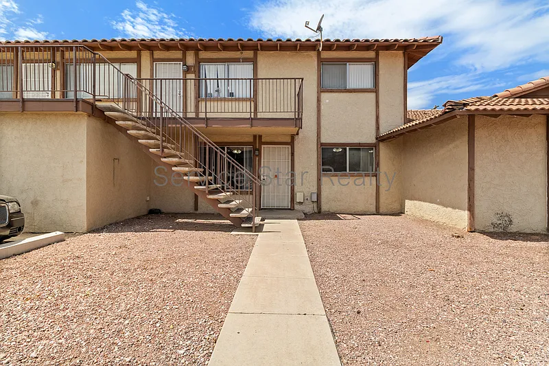 5321 W Campbell Ave #2