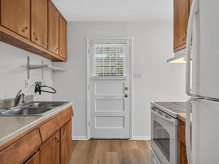 6810 W Mexico Dr — Photo 5